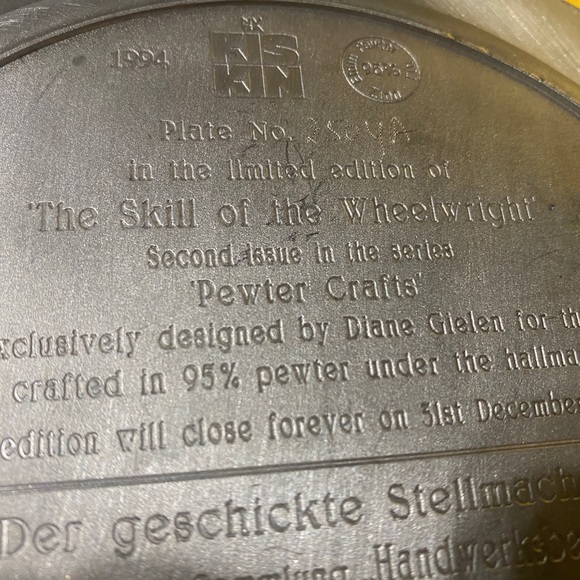 BRADFORD EXCHANGE PEWTER CRAFTS VTG 1994 THE SKILL OF THE WHEELWRIGHT 3-D PLATE - Picture 14 of 16
